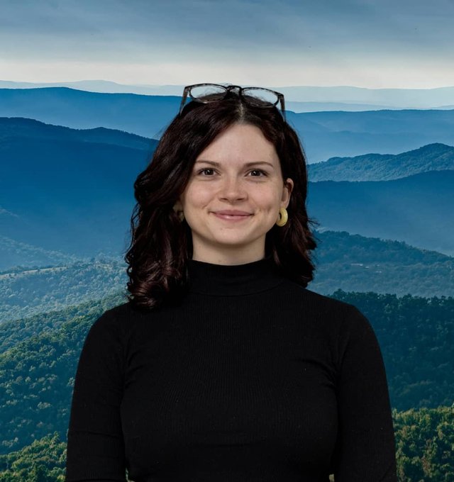 Bryttnie, Scheduling Coordinator at Bear Mountain Custom Painting