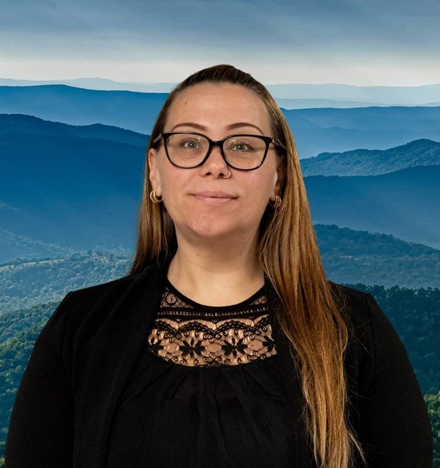Dawn, Scheduling Manager at Bear Mountain Custom Painting