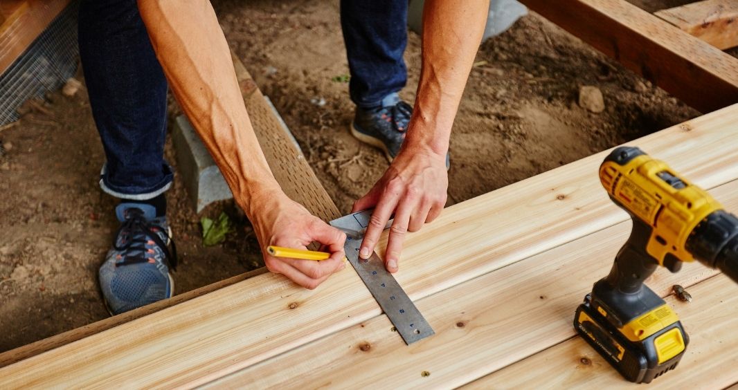 Things To Consider When Remodeling Your Deck Space