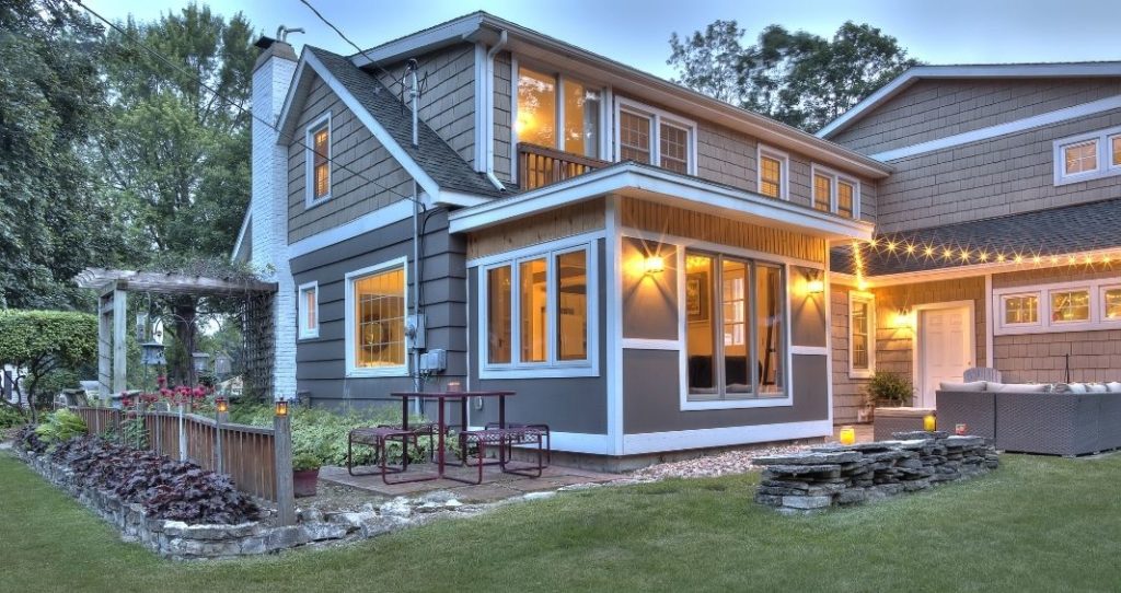 The Top Siding Colors for Your Home