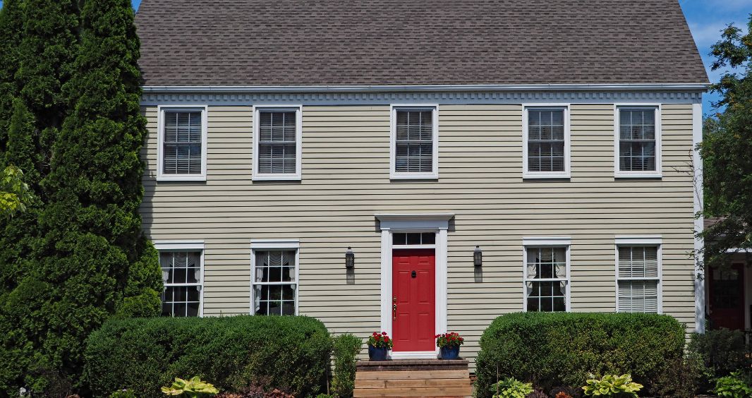 How Siding Improves Your House’s Curb Appeal